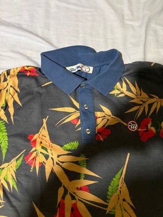Polo DE WE Talla M Estampado Floral