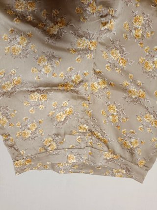Pantalones anchos florales beige talla L