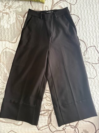 Pantalón Culotte Negro Stradivarius