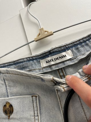 Conjunto Pantalón Denim y Blusa Nudo