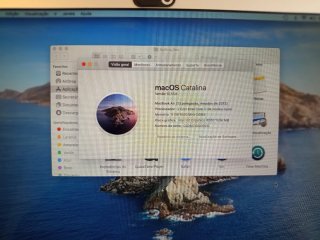MacBook Air i7 8GB 256GB