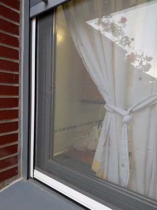 Mosquitera enrollable 80cm ancho x120 cm de altura