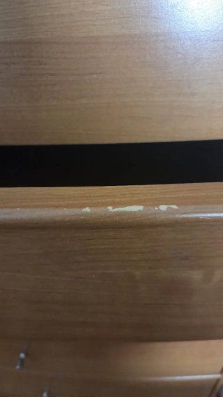 Cómoda de madera con 7 cajones