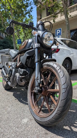 Coleccionable Ducati Scrambler Italia Independent