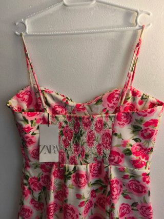 Mini Vestido Rosas Zara