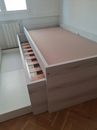 Cama nido con canapés.