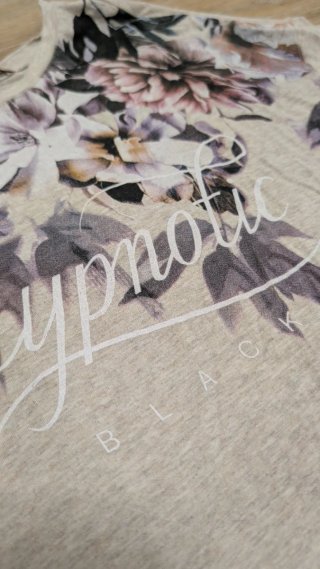 Vestido camiseta asimétrico Bershka flores