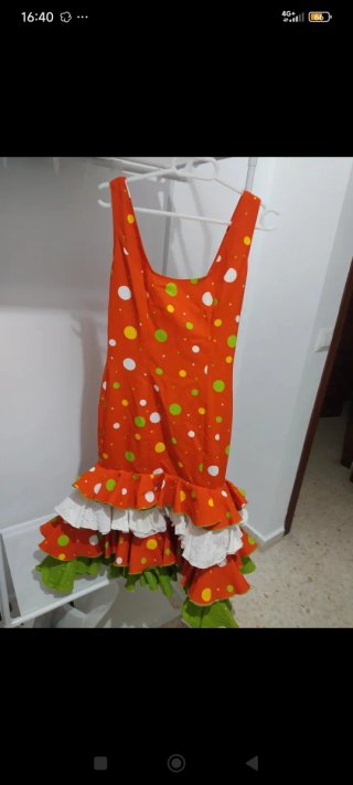 Traje de flamenca con lunares