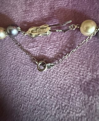 Collar de perlas plata y beige