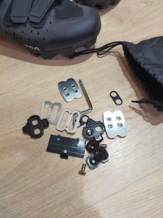 Zapatillas Ciclismo Rockrider 700 nuevas talla 40