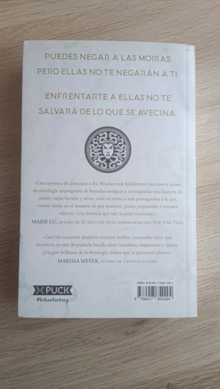 Lore, libro juvenil de la autora Alexandra Bracken