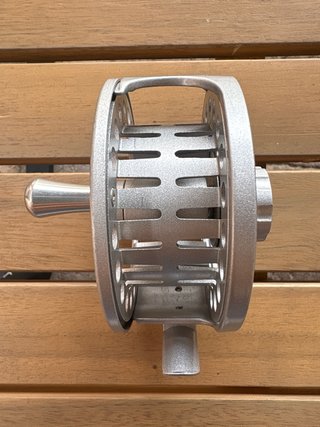 Carrete pesca mosca Baetis