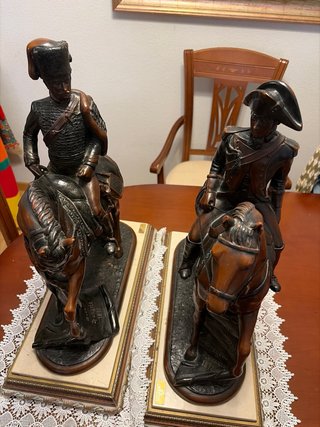 Figura militar a caballo Urregui