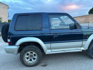Mitsubishi Montero 1995