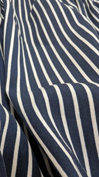 Blusa corta rayas azul marino