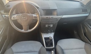 Opel Astra 2006