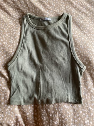 Top Zara verde