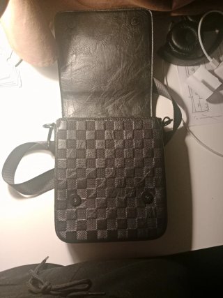 Riñonera Louis Vuitton Negra