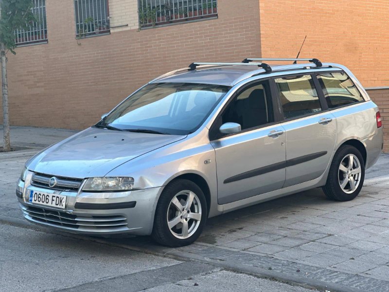 FIAT Stilo 2006 - foto 1