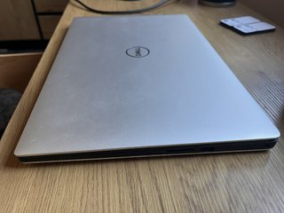 DELL XPS 15 7590 i7 64GB RAM 500GB SSD seminuevo