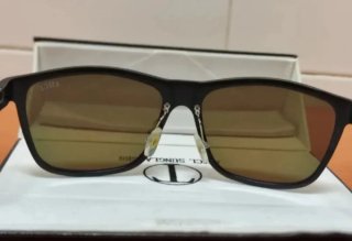 Gafas de sol polarizadas ATTCL negras y rojas