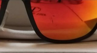 Gafas de sol polarizadas ATTCL negras y rojas