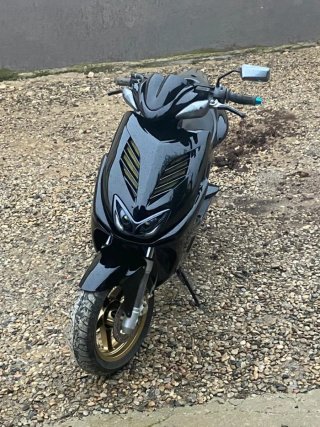 Yamaha Aerox se escuchan ofertas y cambios