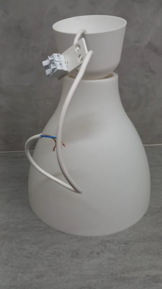Lámpara de techo blanca