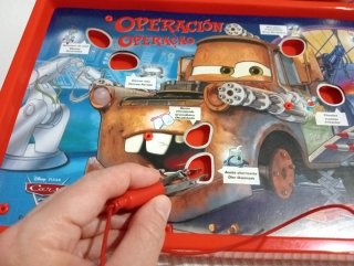 Juego Operación Disney Pixar Cars 2