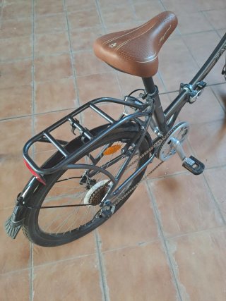 Bicicleta paseo ZAMBRA by Megamo