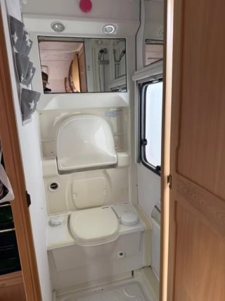 ALQUILER DE CARAVANA EN PARCELA VALLADA