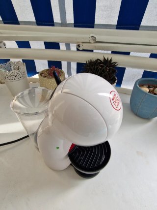 Cafetera Dolce Gusto Blanca