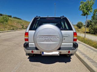 Opel Frontera 2002
