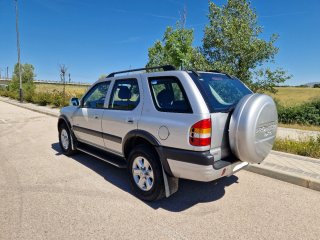 Opel Frontera 2002