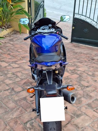 YAMAHA R6R POCOS KM