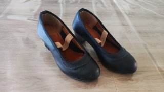 Tacones Flamenco Negros con Clavos Niña