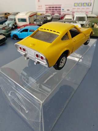 Opel GT 1/43