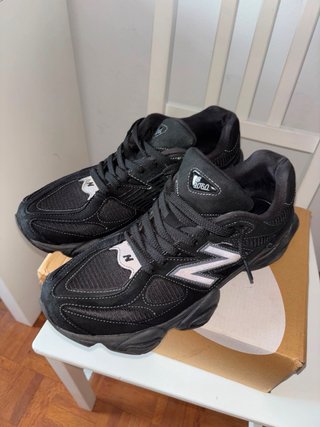New Balance 9060 negras talla 45