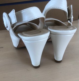 Sandalias Unisa Blancas