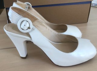 Sandalias Unisa Blancas