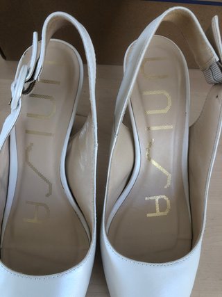 Sandalias Unisa Blancas