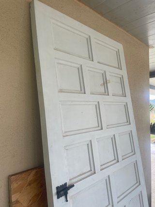 Puerta madera maciza
