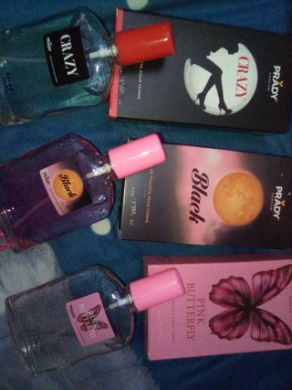 Lote de perfumes de la marca prady para mujer