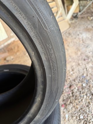Neumáticos Hankook R18