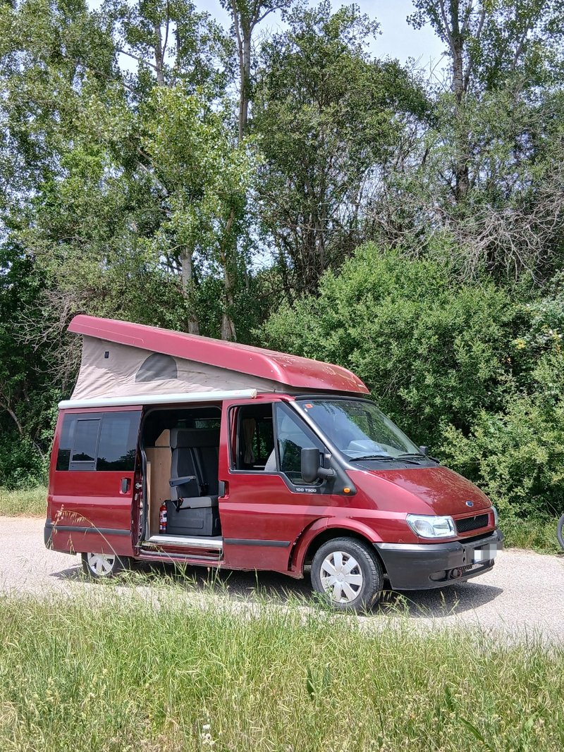 Ford Transit 2004 - foto 1