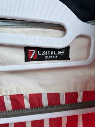 Camisa de rayas rojas y blancas para hombre