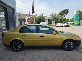 OPEL VECTRA 2.2DTI 16V DIESEL FUNCIONA MUY BIEN !!