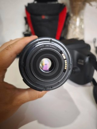 Canon EOS 1300D + obj. 18-55mm + bolsa + cargador