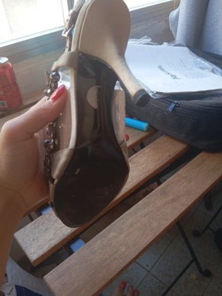 Sandalias Zara Beige y Doradas con Pedrería