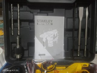 Taladro Percutor Stanley Fatmax 1250W